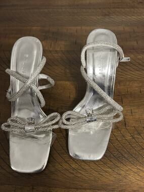 Belini Silver Rhinestone Lace Up Heels Size 5 Clear Stiletto Square Toe Party